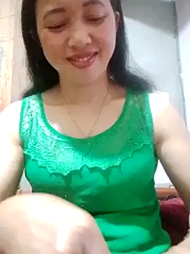 Snapshot of TRIEUTRIEU20 chatting on May 8, 2026, 2:21 pm TRIEUTRIEU20 online show from May 8, 2026, 2:21 pm