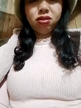 TRIEUTRIEU20 online show from February 23, 2026, 3:23 pm