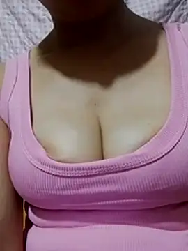 Snapshot of TRIEUTRIEU20 chatting on August 3, 2026, 1:28 pm TRIEUTRIEU20 online show from August 3, 2026, 1:28 pm
