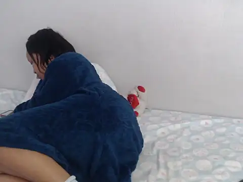 Snapshot of CocoCaramel-X chatting on November 28, 2025, 1:33 pm CocoCaramel-X online show from November 28, 2025, 1:33 pm