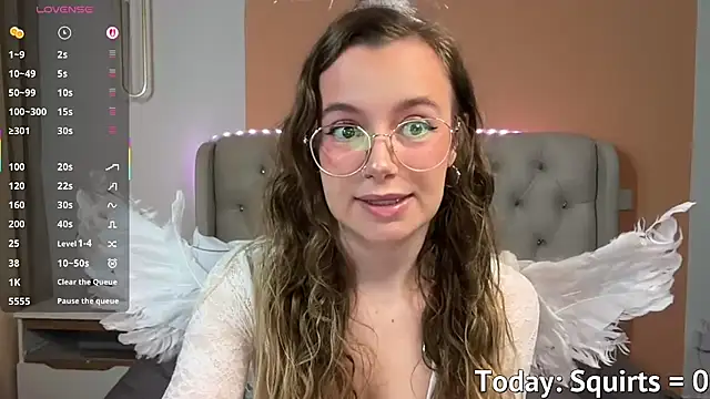 lolatheangel online show from January 13, 2026, 2:04 am