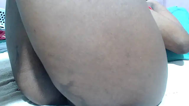 Snapshot of Bracylia chatting on June 25, 2026, 6:46 pm Bracylia online show from June 25, 2026, 6:46 pm
