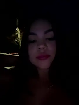 Snapshot of amber_white15 chatting on January 7, 2026, 4:06 am amber white15 online show from January 7, 2026, 4:06 am