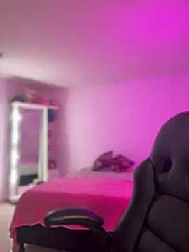 Snapshot of amber_white15 chatting on January 11, 2026, 5:25 am amber white15 online show from January 11, 2026, 5:25 am