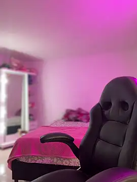 Snapshot of amber_white15 chatting on January 15, 2026, 5:00 am amber white15 online show from January 15, 2026, 5:00 am