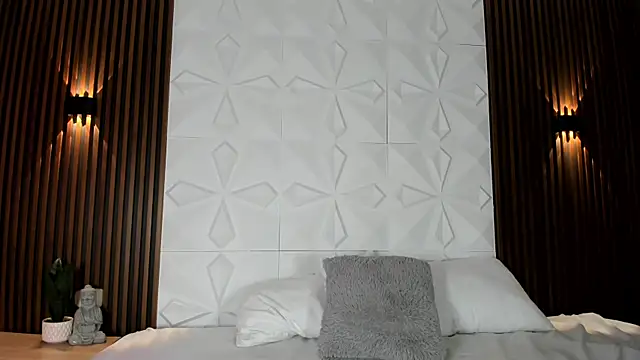 Snapshot of AmyColman_ chatting on June 11, 2026, 12:13 pm AmyColman online show from June 11, 2026, 12:13 pm