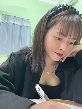 Snapshot of Star_fruit chatting on October 26, 2025, 4:46 am Star fruit online show from October 26, 2025, 4:46 am