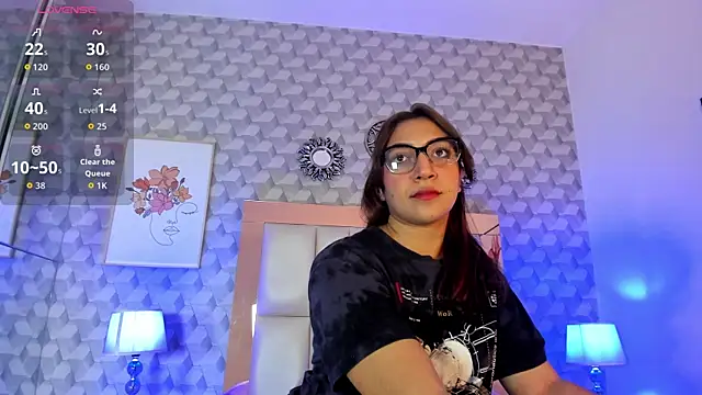 Snapshot of Zaira_Fisher chatting on October 25, 2025, 3:17 am Zaira Fisher online show from October 25, 2025, 3:17 am