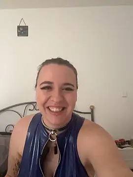 Snapshot of Latexaddictx_ chatting on October 26, 2025, 11:10 am Latexaddictx  online show from October 26, 2025, 11:10 am