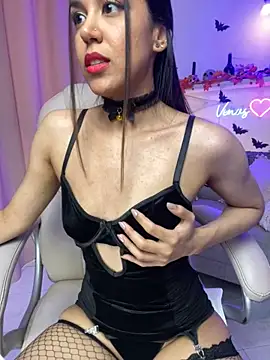 Snapshot of VenusIsLove_ chatting on October 19, 2025, 7:05 pm VenusIsLove online show from October 19, 2025, 7:05 pm