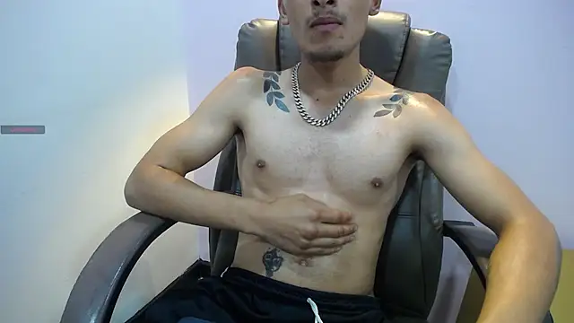 Snapshot of SavageLover_ chatting on December 3, 2025, 5:08 am SavageLover online show from December 3, 2025, 5:08 am