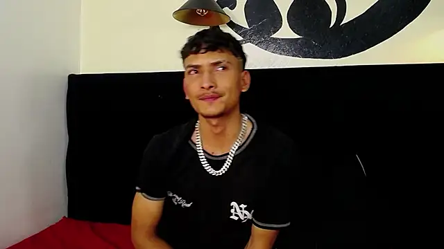 Snapshot of SavageLover_ chatting on November 29, 2025, 4:34 am SavageLover online show from November 29, 2025, 4:34 am