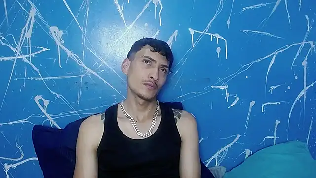 Snapshot of SavageLover_ chatting on December 5, 2025, 4:00 am SavageLover online show from December 5, 2025, 4:00 am