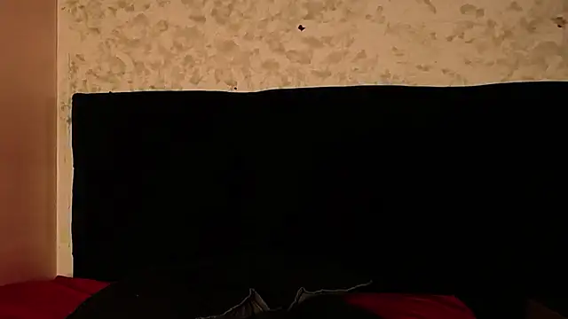 Snapshot of SavageLover_ chatting on November 6, 2025, 3:54 am SavageLover online show from November 6, 2025, 3:54 am