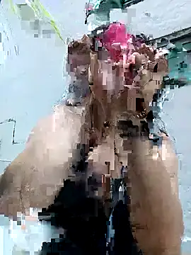 Snapshot of Esmesweet23 chatting on November 12, 2025, 10:24 pm Esmesweet23 online show from November 12, 2025, 10:24 pm