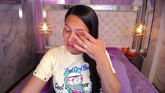 Melissa-roberts online show from November 28, 2025, 7:47 pm