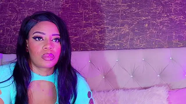 loana vegas online show from February 17, 2026, 4:15 pm