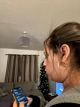 Snapshot of BubblesLovexox chatting on December 5, 2025, 6:50 pm BubblesLovexox online show from December 5, 2025, 6:50 pm