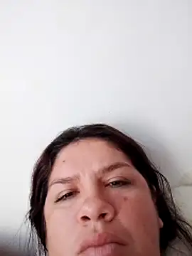 kari 24 online show from November 5, 2025, 1:03 pm