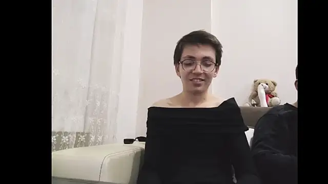 minikkdunyam online show from November 1, 2025, 7:30 pm