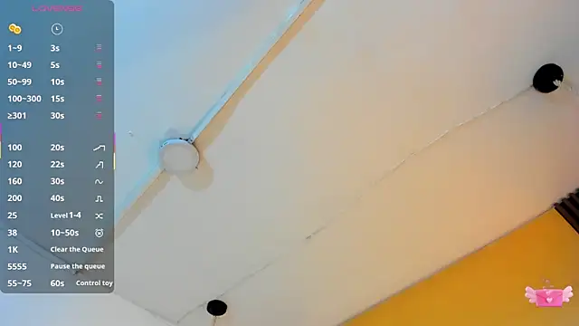 Snapshot of LunaaMorena chatting on December 3, 2025, 1:21 pm LunaaMorena online show from December 3, 2025, 1:21 pm