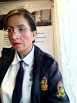 Snapshot of Valentina--1 chatting on February 27, 2026, 11:54 am Valentina--1 online show from February 27, 2026, 11:54 am