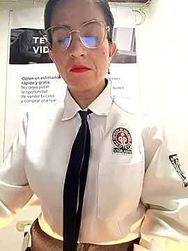 Valentina--1 online show from April 23, 2026, 10:44 am