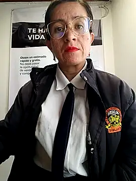 Valentina--1 online show from April 23, 2026, 12:29 pm