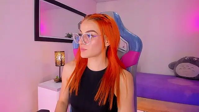 celeste blazze  online show from January 8, 2026, 4:24 pm