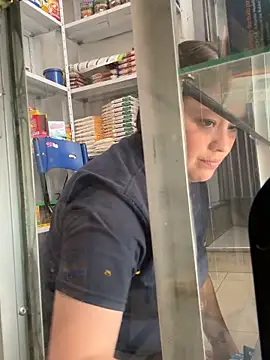 Snapshot of chanelketty chatting on December 19, 2025, 4:20 pm chanelketty online show from December 19, 2025, 4:20 pm