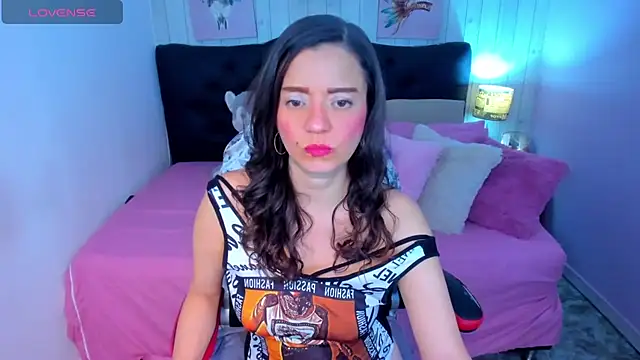  Rachel Jones  online show from July 27, 2026, 11:34 pm