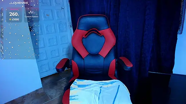 Snapshot of _Rachel_Jones_ chatting on March 11, 2026, 4:39 am Rachel Jones online show from March 11, 2026, 4:39 am