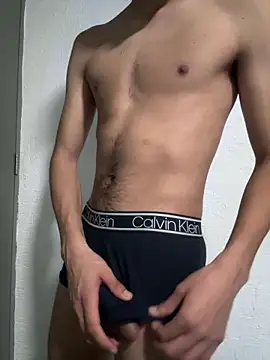 Snapshot of Delicious_Papi chatting on June 20, 2026, 12:15 am Delicious Papi online show from June 20, 2026, 12:15 am