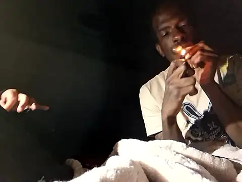 Snapshot of Rayraythegoat chatting on March 17, 2026, 3:09 am Rayraythegoat online show from March 17, 2026, 3:09 am