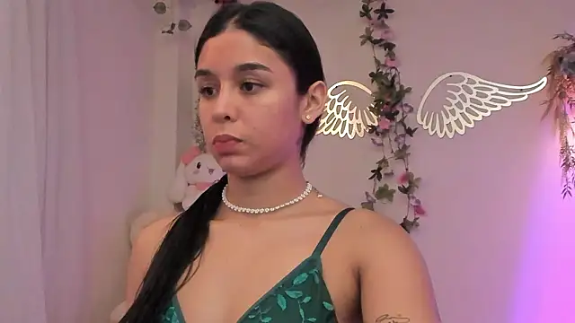 ISA NIXON online show from February 6, 2026, 11:12 pm