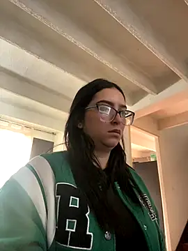 Snapshot of Kloe_Novoa chatting on December 5, 2025, 2:04 pm Kloe Novoa online show from December 5, 2025, 2:04 pm