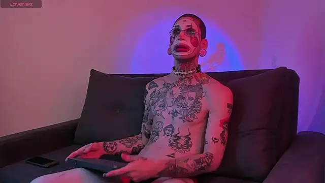 TokyoHatsumoto online show from October 31, 2025, 6:15 pm