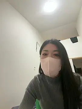 akimix xoxo online show from March 31, 2026, 5:37 pm