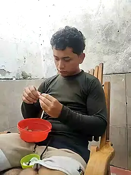 Snapshot of fer_luna chatting on November 4, 2025, 9:18 pm fer luna online show from November 4, 2025, 9:18 pm