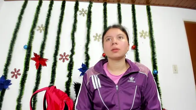 Vanessa Martinz online show from November 26, 2025, 12:05 pm