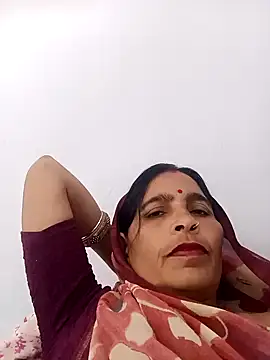 Snapshot of Indiangueen chatting on November 27, 2025, 7:31 am Indiangueen online show from November 27, 2025, 7:31 am