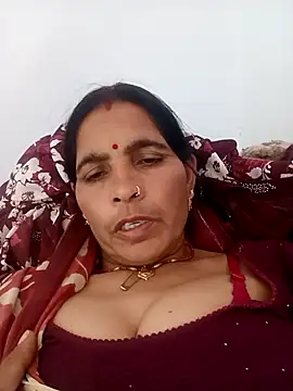 Snapshot of Indiangueen chatting on November 14, 2025, 10:08 am Indiangueen online show from November 14, 2025, 10:08 am