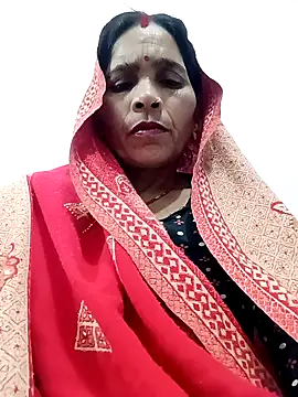 Snapshot of Indiangueen chatting on November 28, 2025, 2:39 pm Indiangueen online show from November 28, 2025, 2:39 pm