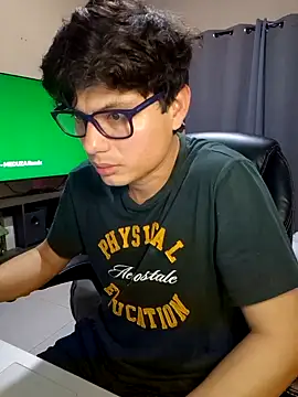 Snapshot of Ais_B10 chatting on February 18, 2026, 2:31 am Ais B10 online show from February 18, 2026, 2:31 am