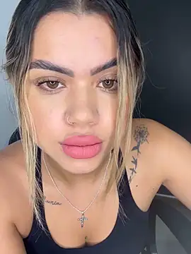 Alanna-foxx online show from October 30, 2025, 11:45 pm