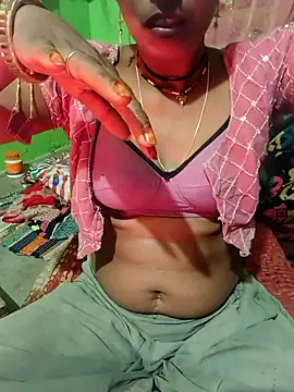 Snapshot of Hot_nenshi chatting on December 15, 2025, 4:57 pm Hot nenshi online show from December 15, 2025, 4:57 pm