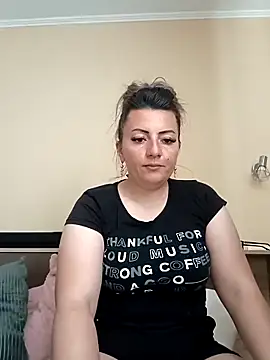 Gabrielaalialiali online show from May 6, 2026, 9:57 am