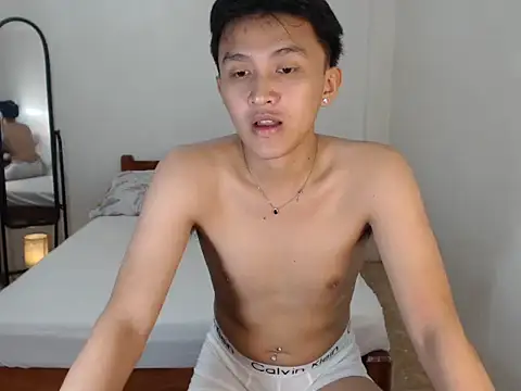 Snapshot of Lust_Motion chatting on October 31, 2025, 8:55 am Lust Motion online show from October 31, 2025, 8:55 am