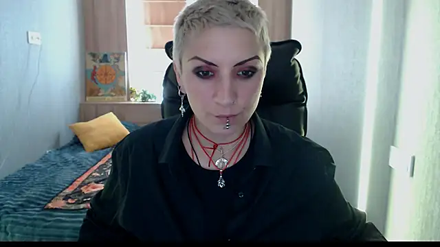 Sweet-n-Strong online show from June 15, 2026, 11:10 am