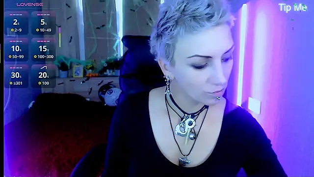 Snapshot of Sweet-n-Strong chatting on November 1, 2025, 8:08 am Sweet-n-Strong online show from November 1, 2025, 8:08 am